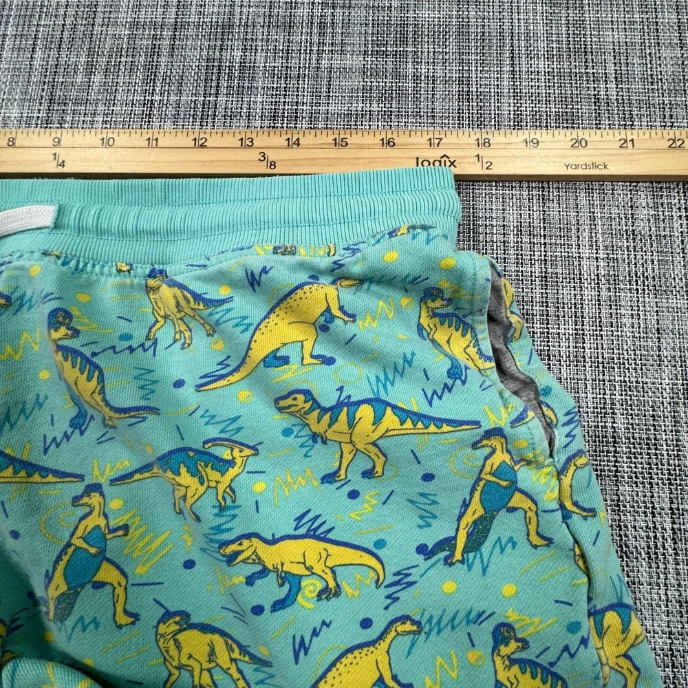 chubbies *orders ship